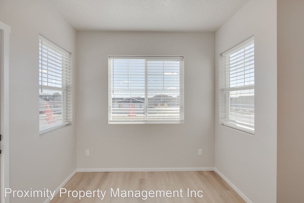 4820-4924 W. Ladle Rapids Drive - Photo 8