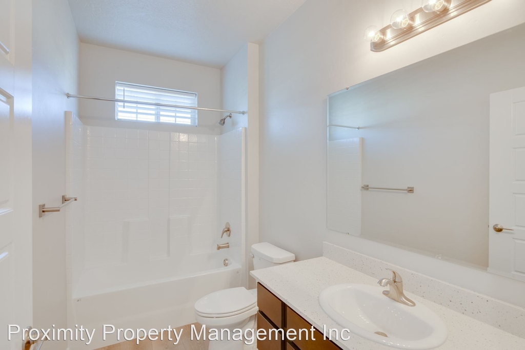 4820-4924 W. Ladle Rapids Drive - Photo 16