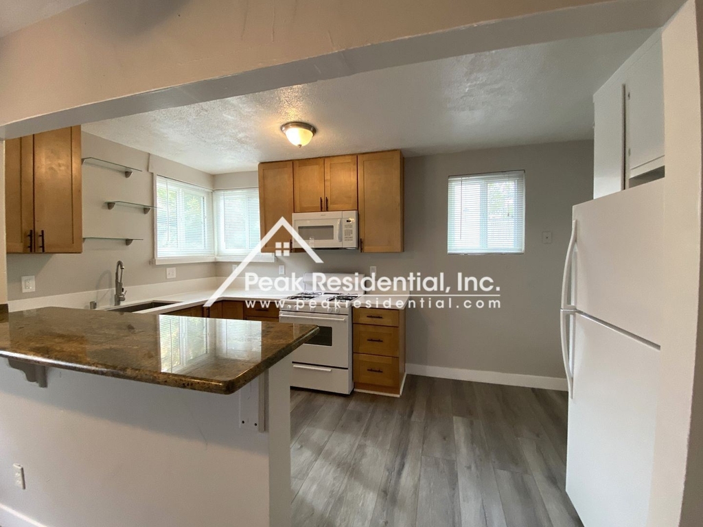 3950 69th Street - Photo 6