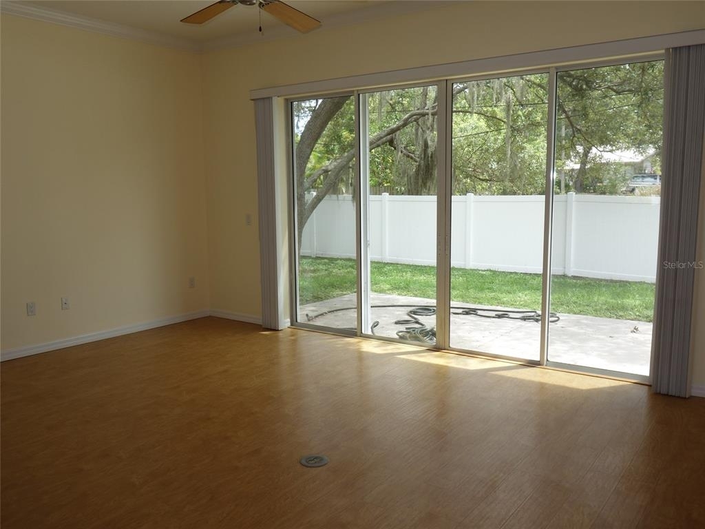 635 Kenneth Way - Photo 12