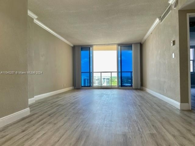 2501 S Ocean Dr - Photo 2