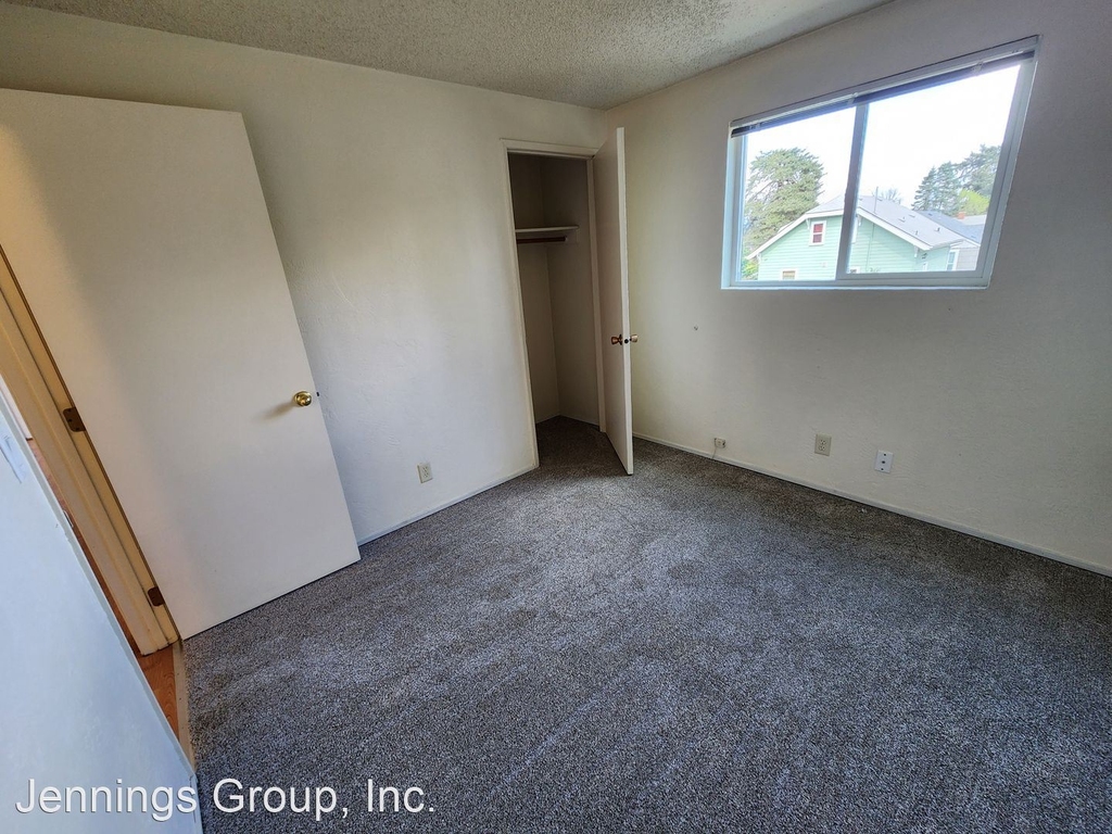 2710 & 2712 Edison Street - Photo 11