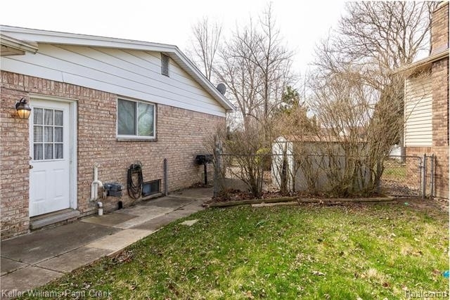 36621 Waltham Drive - Photo 40