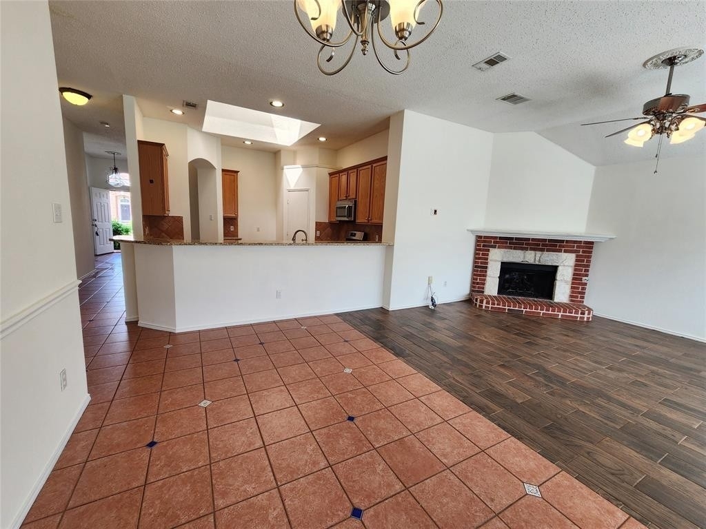 5121 China Berry Drive - Photo 3