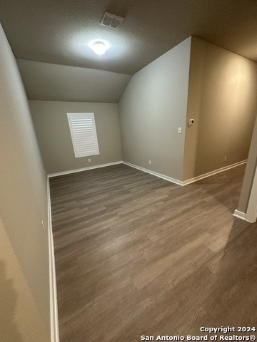 2011 Rowan Way - Photo 2