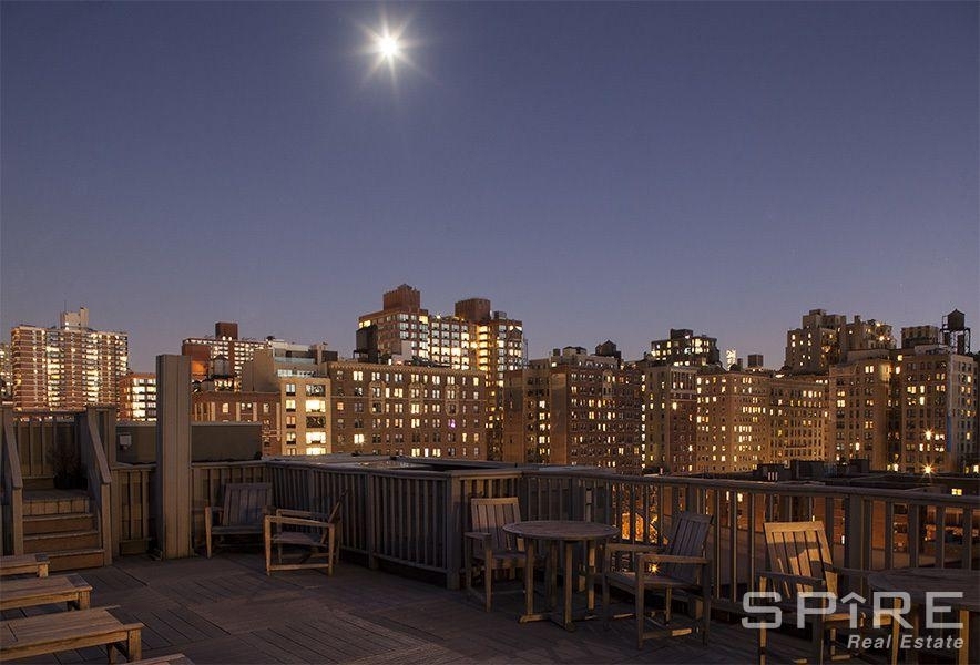 West 96th Street - Photo 9