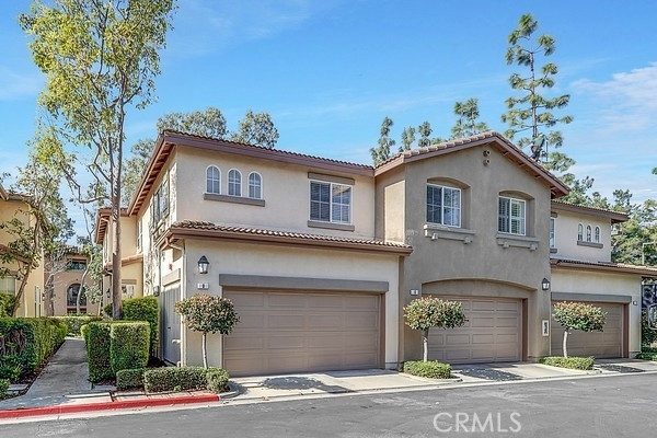 8 Crestline - Photo 0