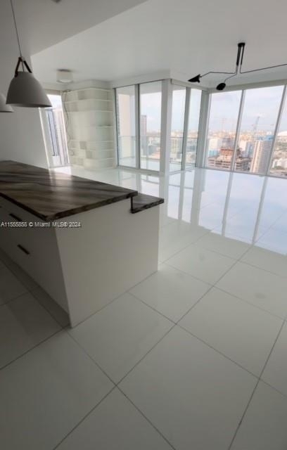 1040 Biscayne Blvd - Photo 1