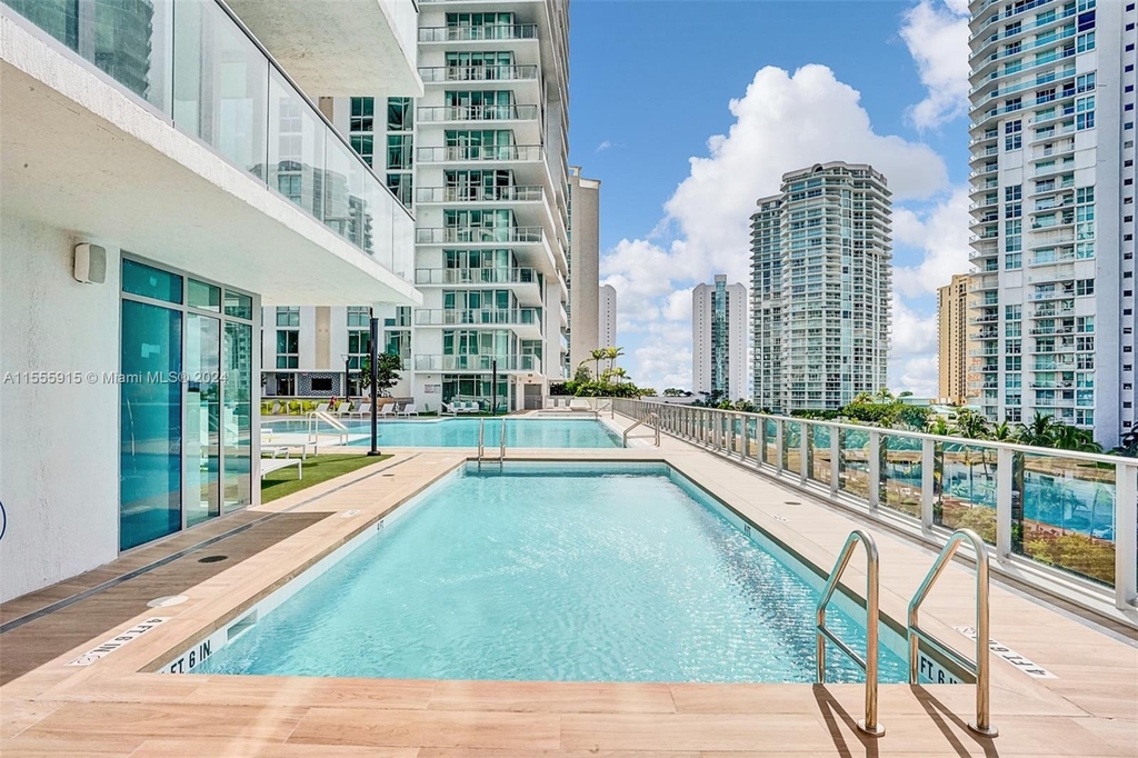 330 Sunny Isles Blvd - Photo 46