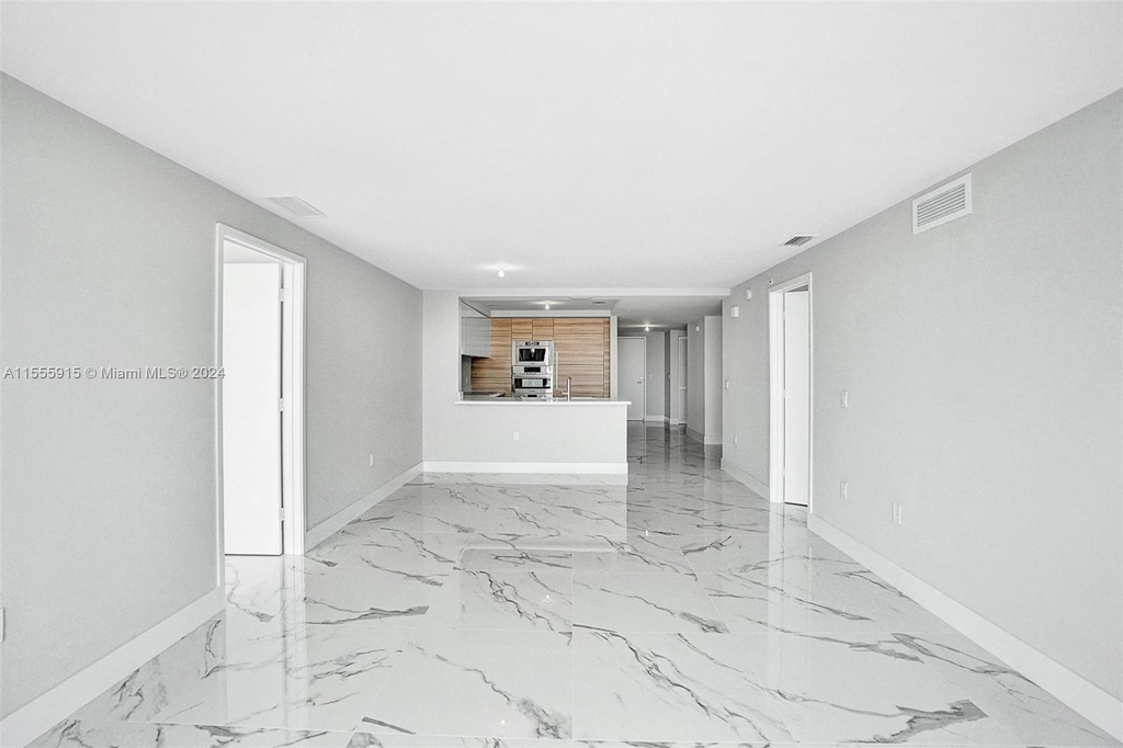 330 Sunny Isles Blvd - Photo 4