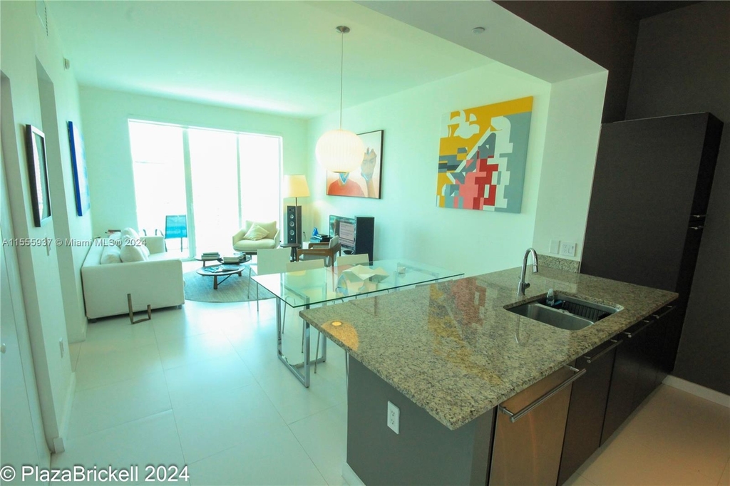 950 Brickell Bay Dr - Photo 1