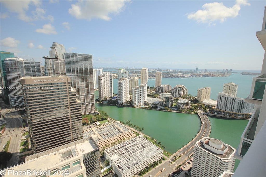 950 Brickell Bay Dr - Photo 21