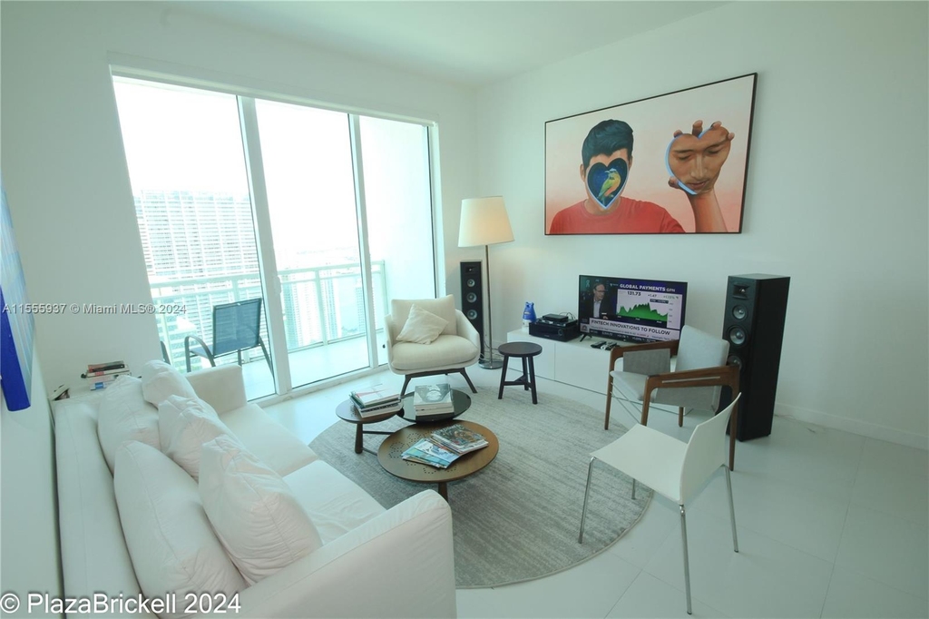 950 Brickell Bay Dr - Photo 8