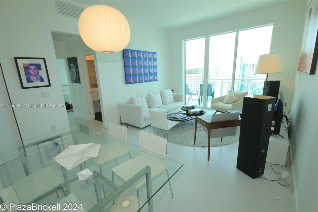 950 Brickell Bay Dr - Photo 11