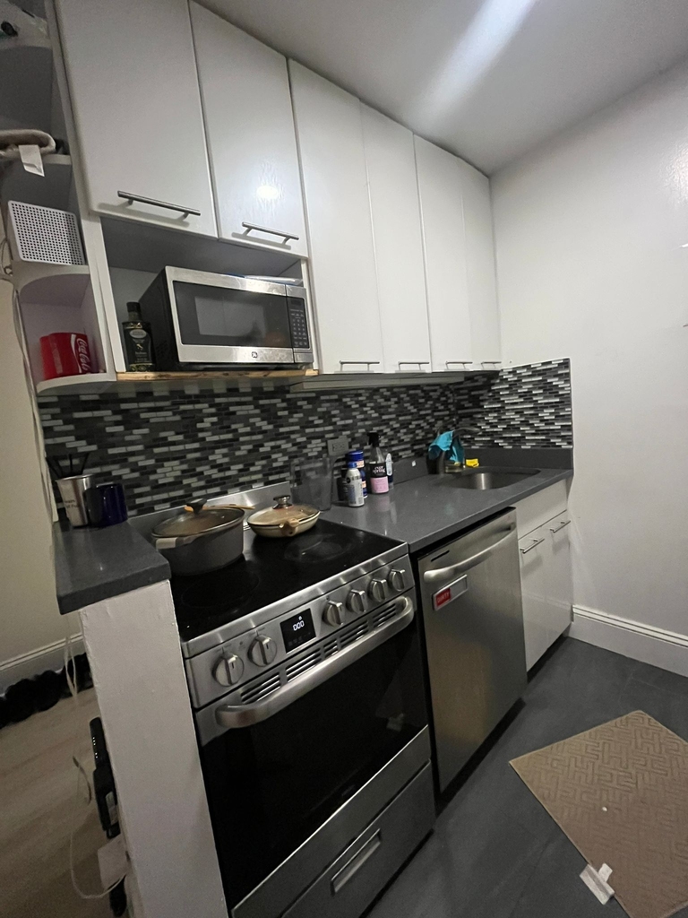 50 West 34th Street - Photo 5