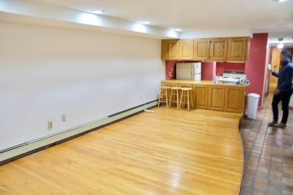 36 Beacon Street - Photo 2