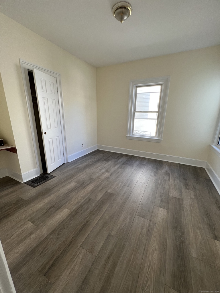 190 Whitney Avenue - Photo 5