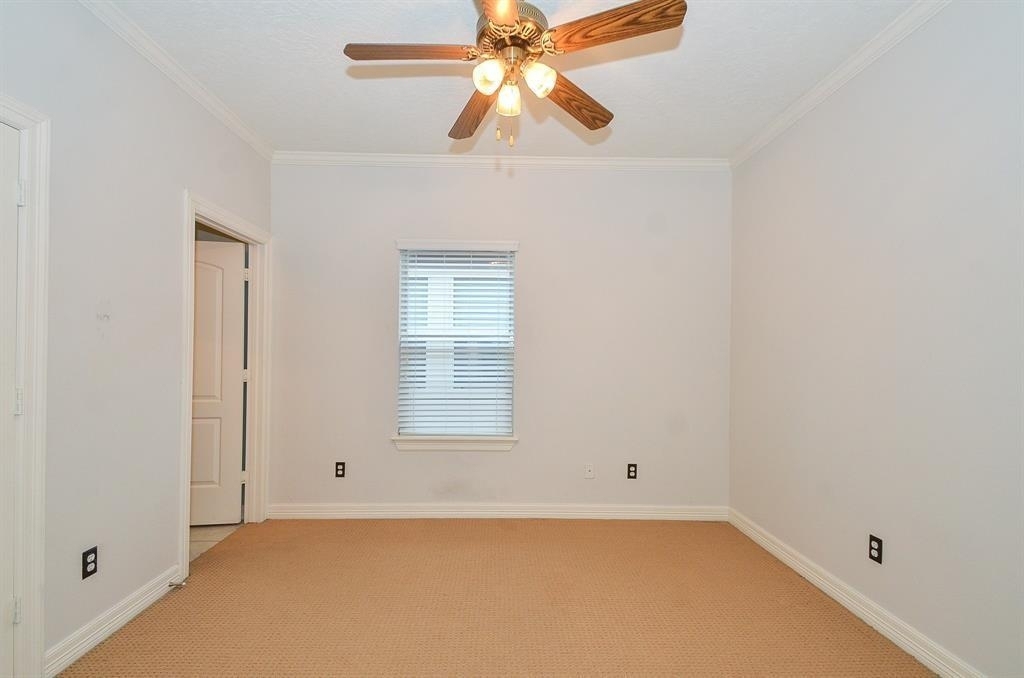 1404 Thompson Street - Photo 21