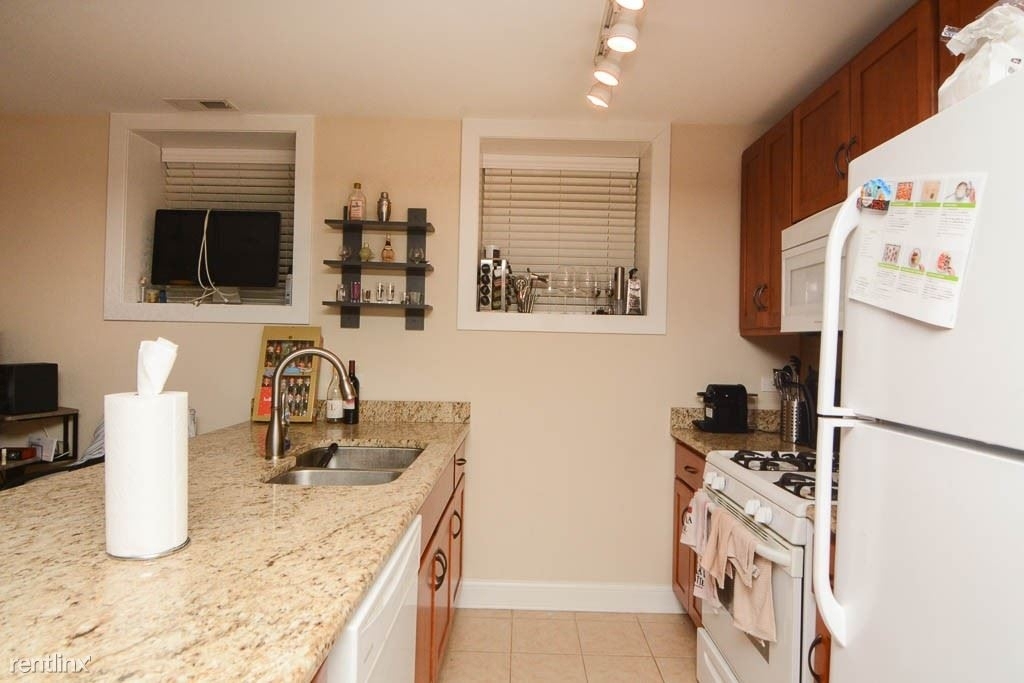 3817 N. Fremont, Unit Ar-g - Photo 2