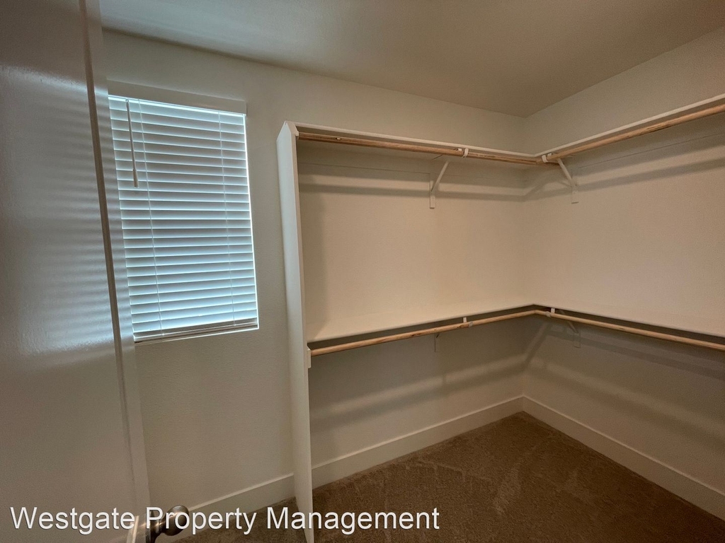 6156 Olive Place - Photo 13