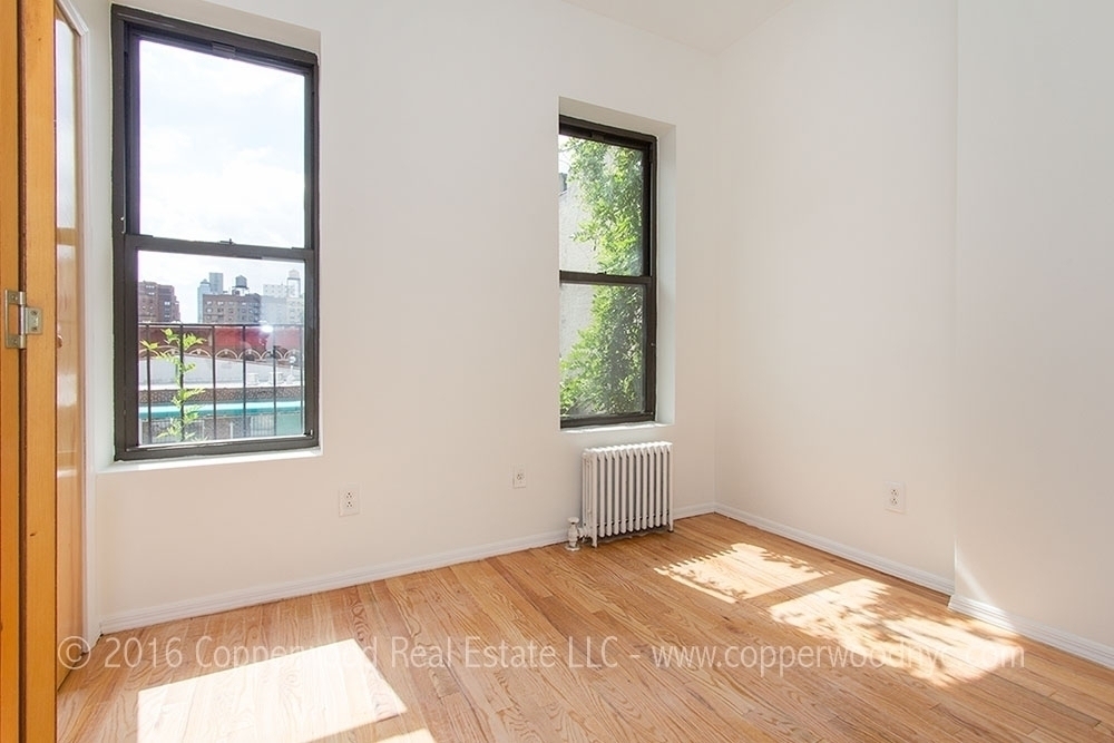 East 83rd Street - Photo 2