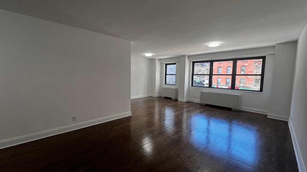 401 East 88th Street - Photo 5