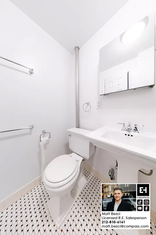 207 West 11th Street - Photo 3