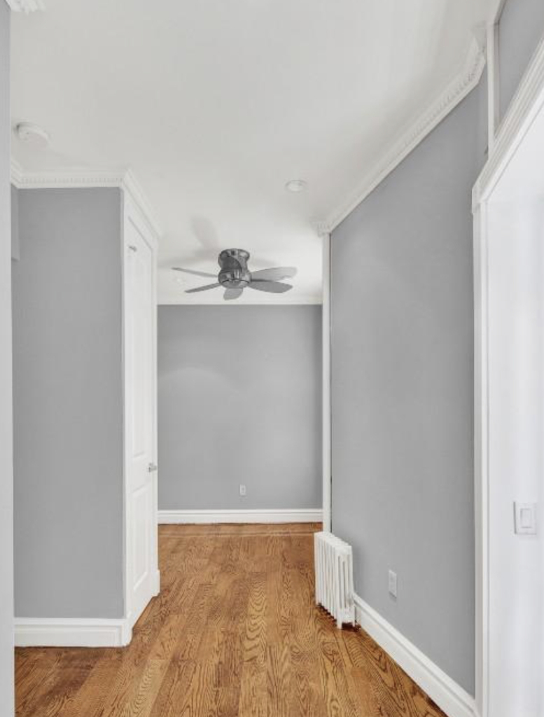 333 East 8th - Photo 3