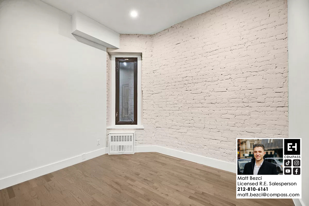 220 East 95th Street - Photo 5