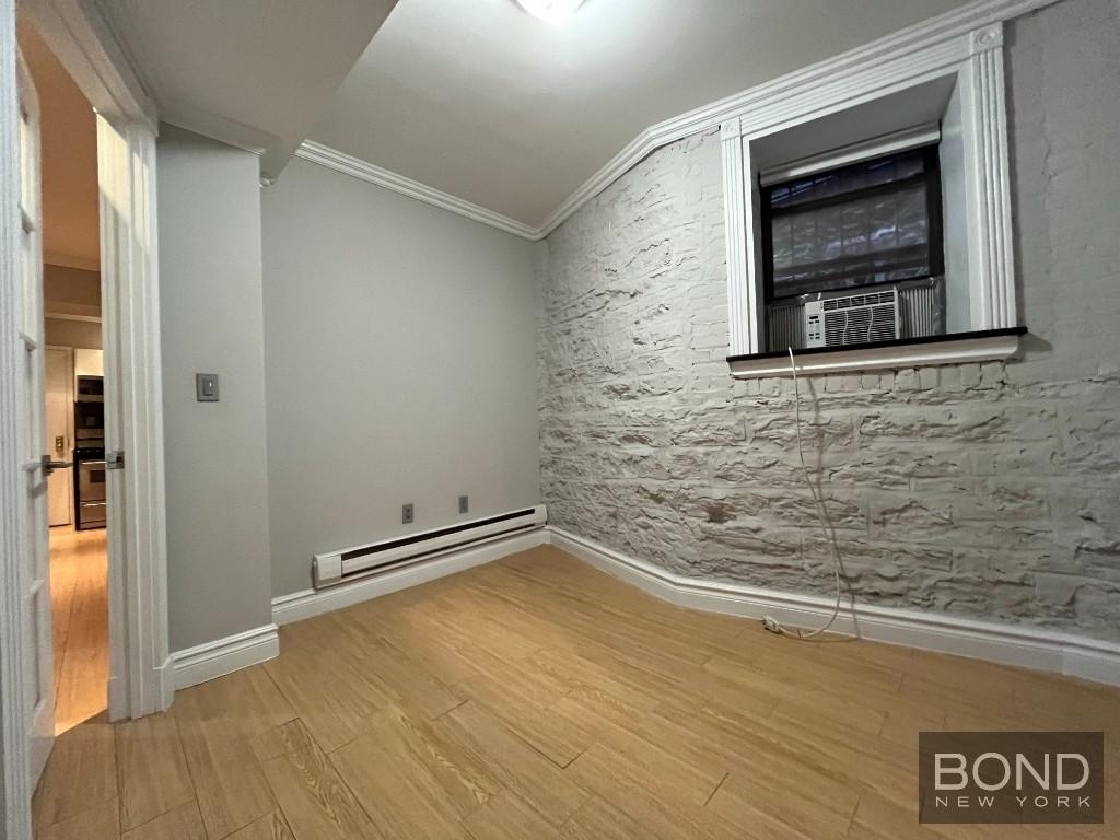 326 East 35th Street - Photo 13