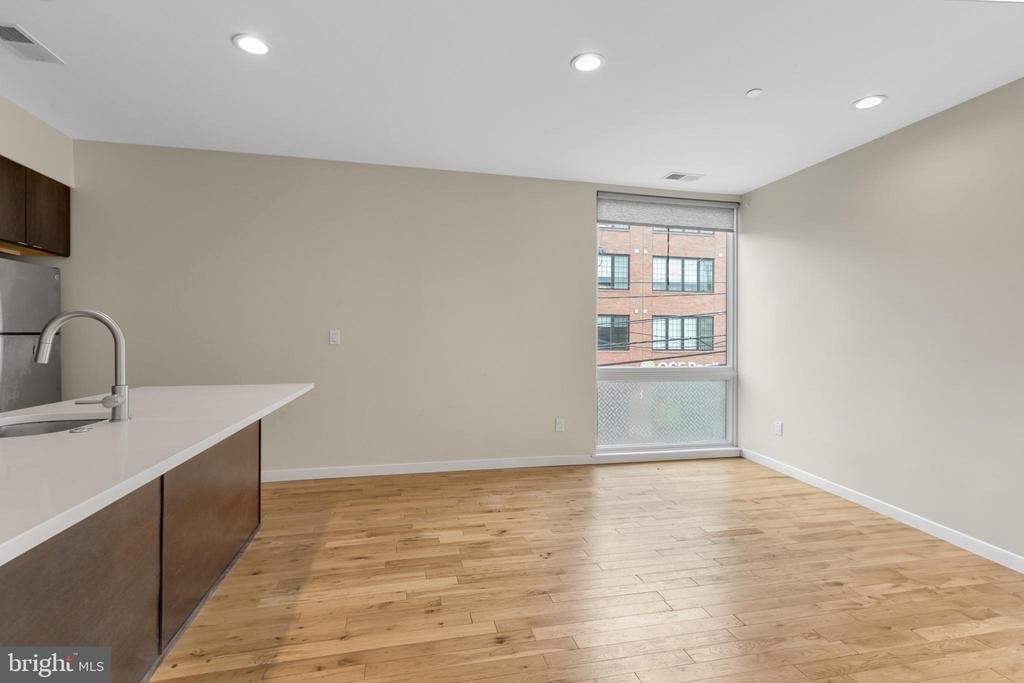 1317 Frankford Ave - Photo 2