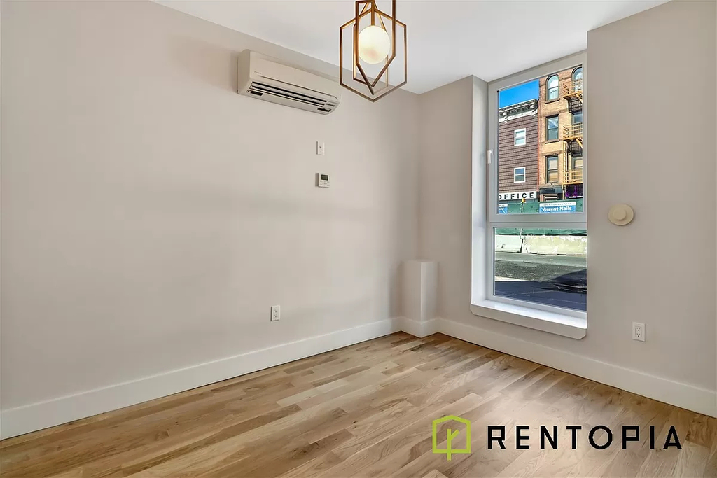 596 Metropolitan Avenue - Photo 1