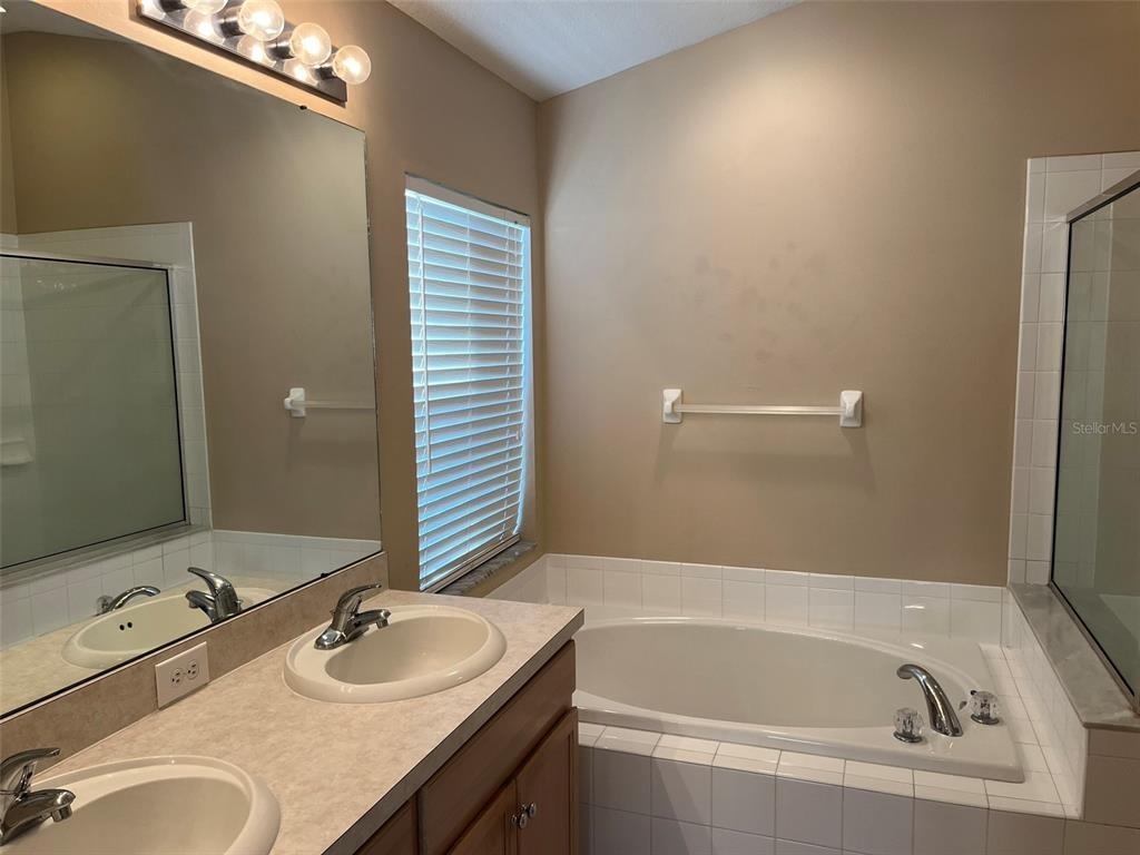 8523 Canterbury Lake Boulevard - Photo 12