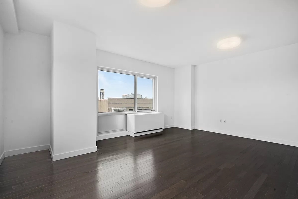 West 161st Street - Photo 2