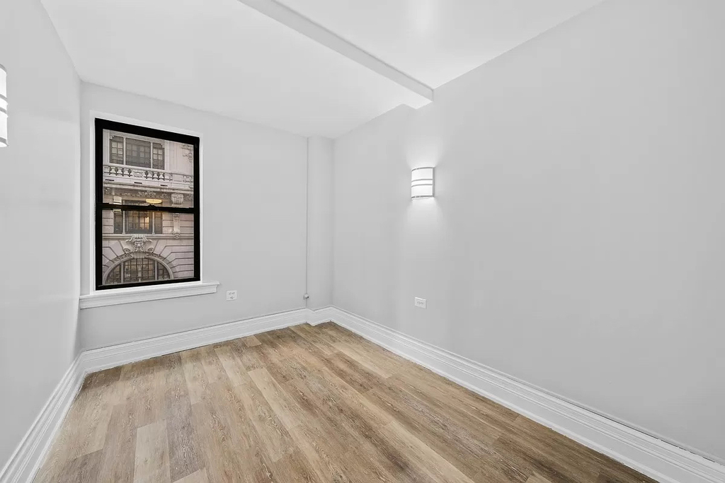 240 West 73rd Street - Photo 3