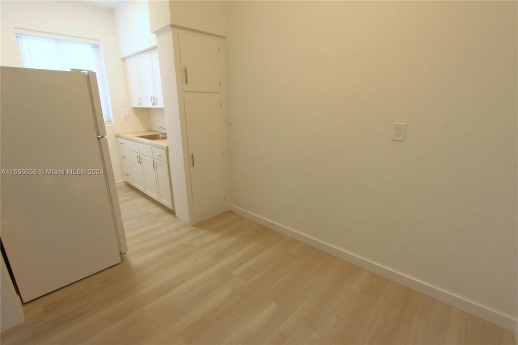 1115 Euclid Ave - Photo 4