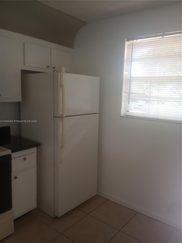 855 Nw 103rd Ter - Photo 12