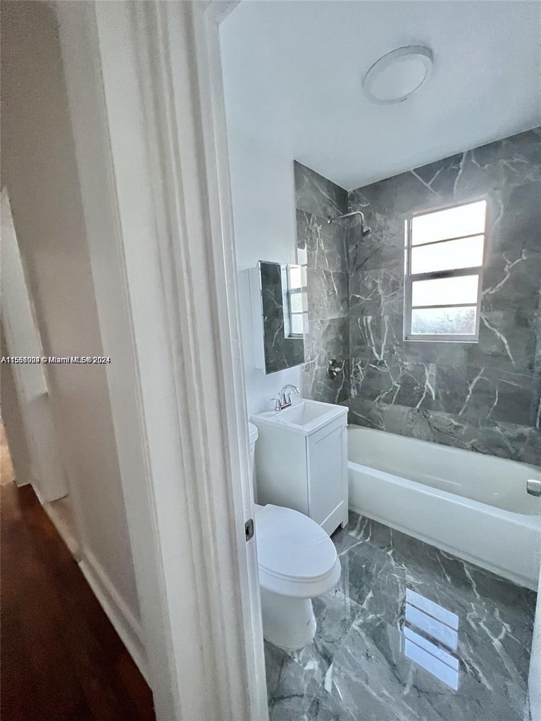 114 Antilla Ave - Photo 13