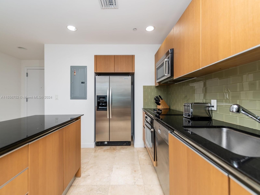 1050 Brickell Ave - Photo 4