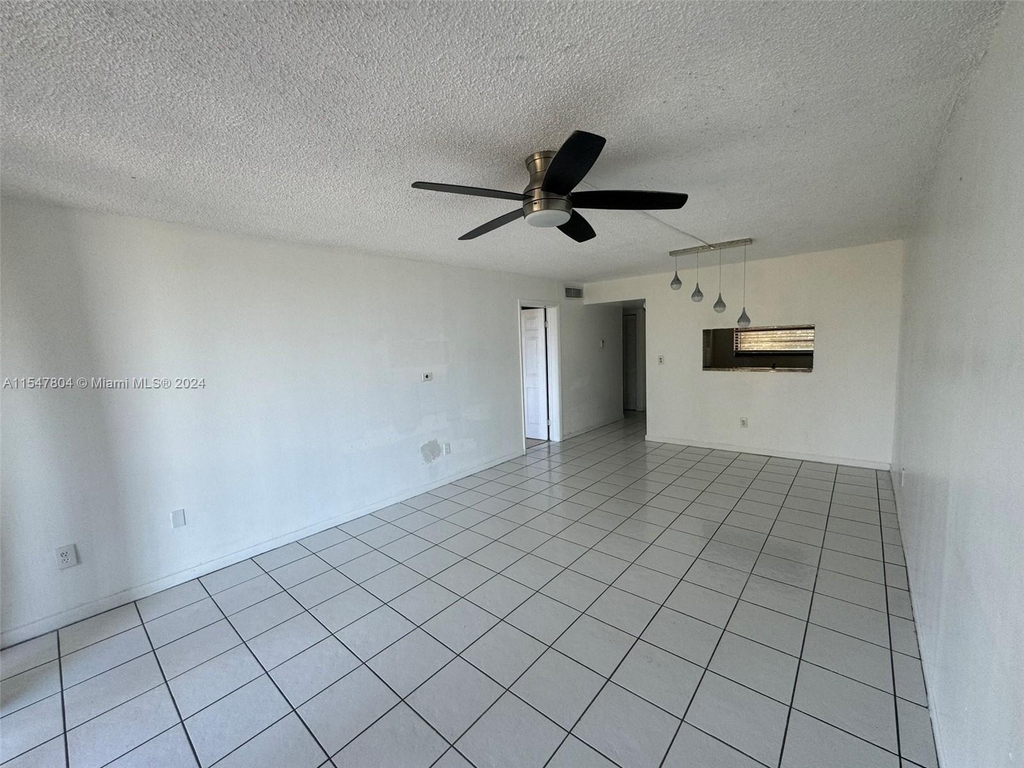 10875 Sw 112th Ave - Photo 8