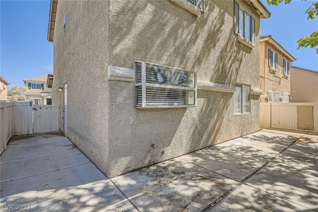 2097 Clancy Street - Photo 23