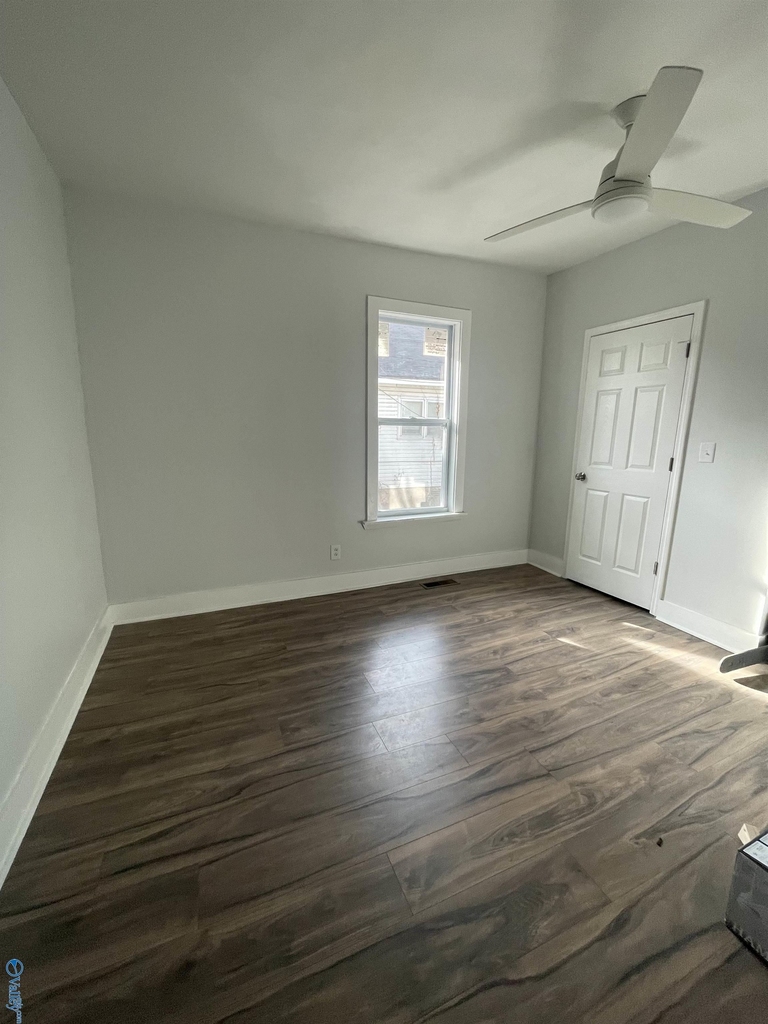 2808 8th Avenue - Photo 3