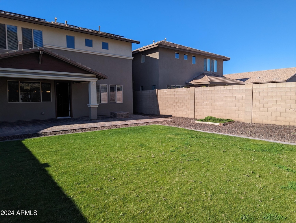 12688 W Caraveo Place - Photo 21