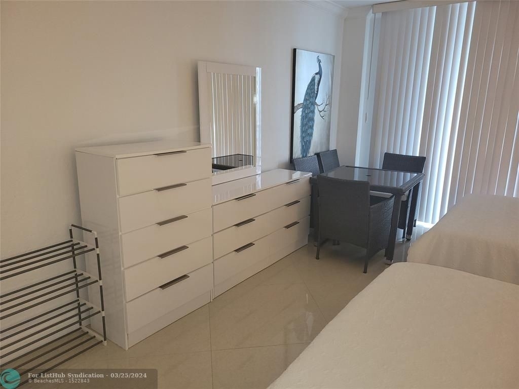 19390 Collins Ave - Photo 15