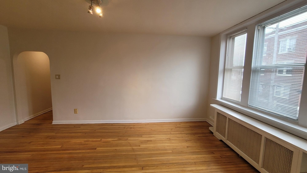 120 S 49th Street - Photo 2