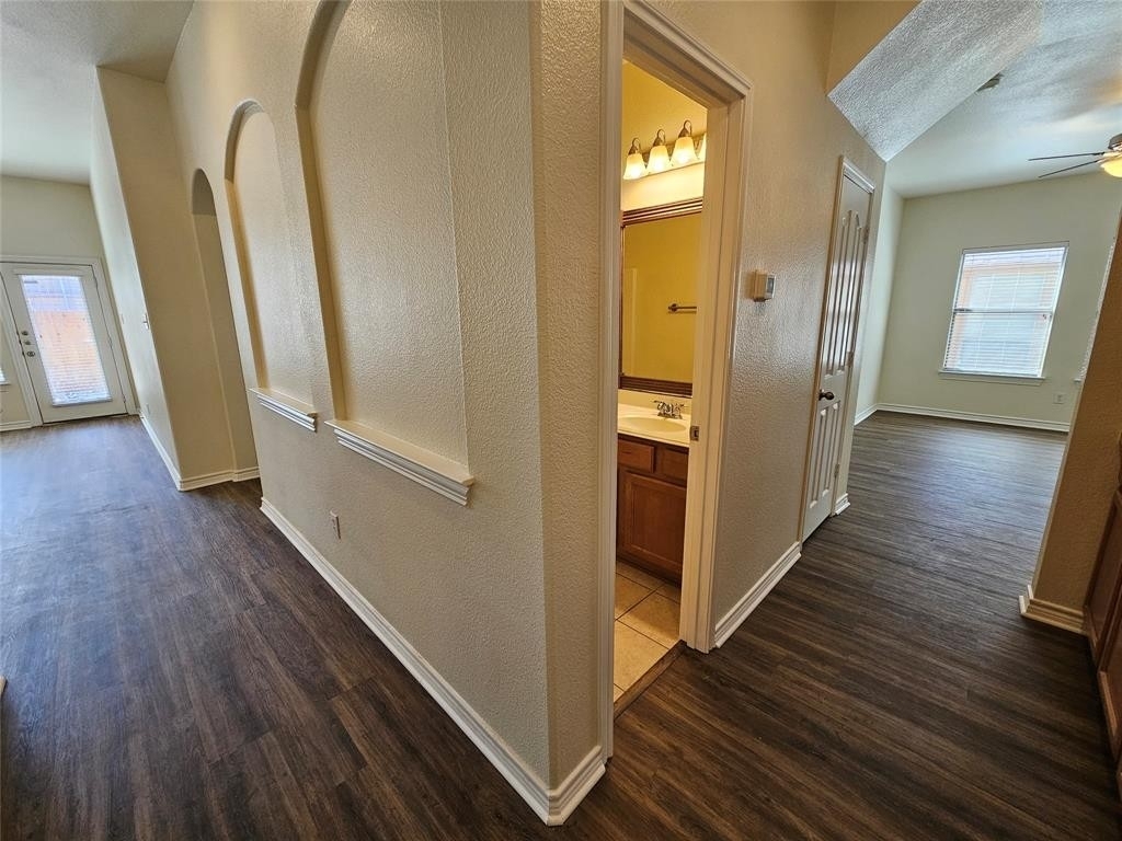 3412 Furlong Way - Photo 27