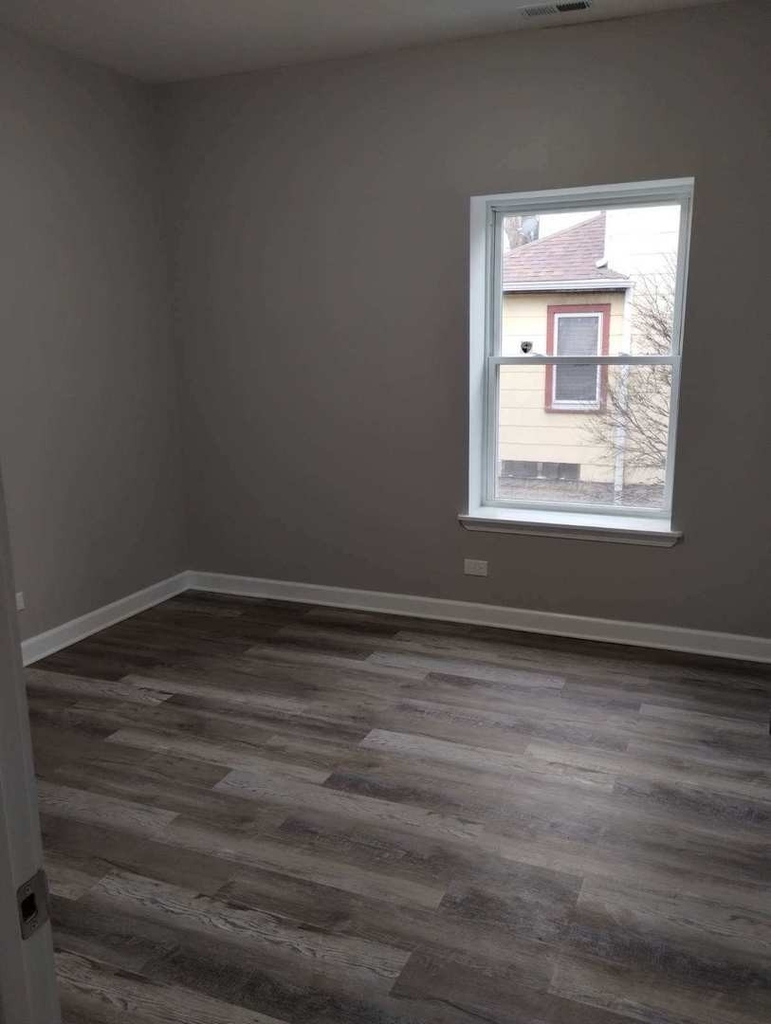 133 W 112th Place - Photo 14