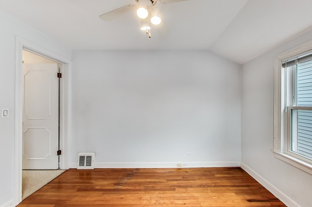 5315 N Oak Park Avenue - Photo 5