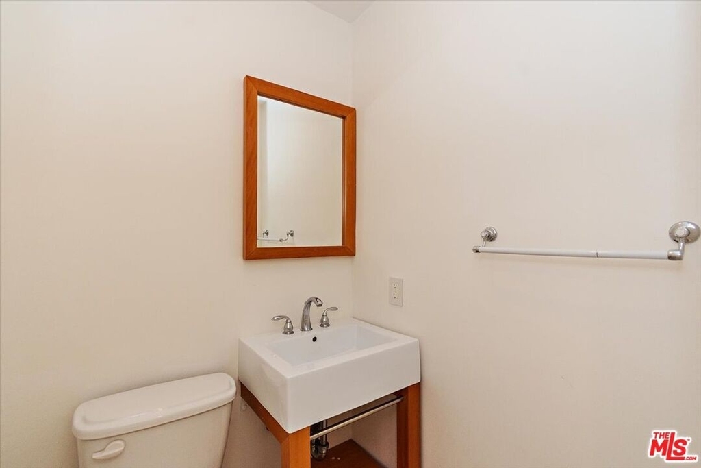 31 Spinnaker St - Photo 9