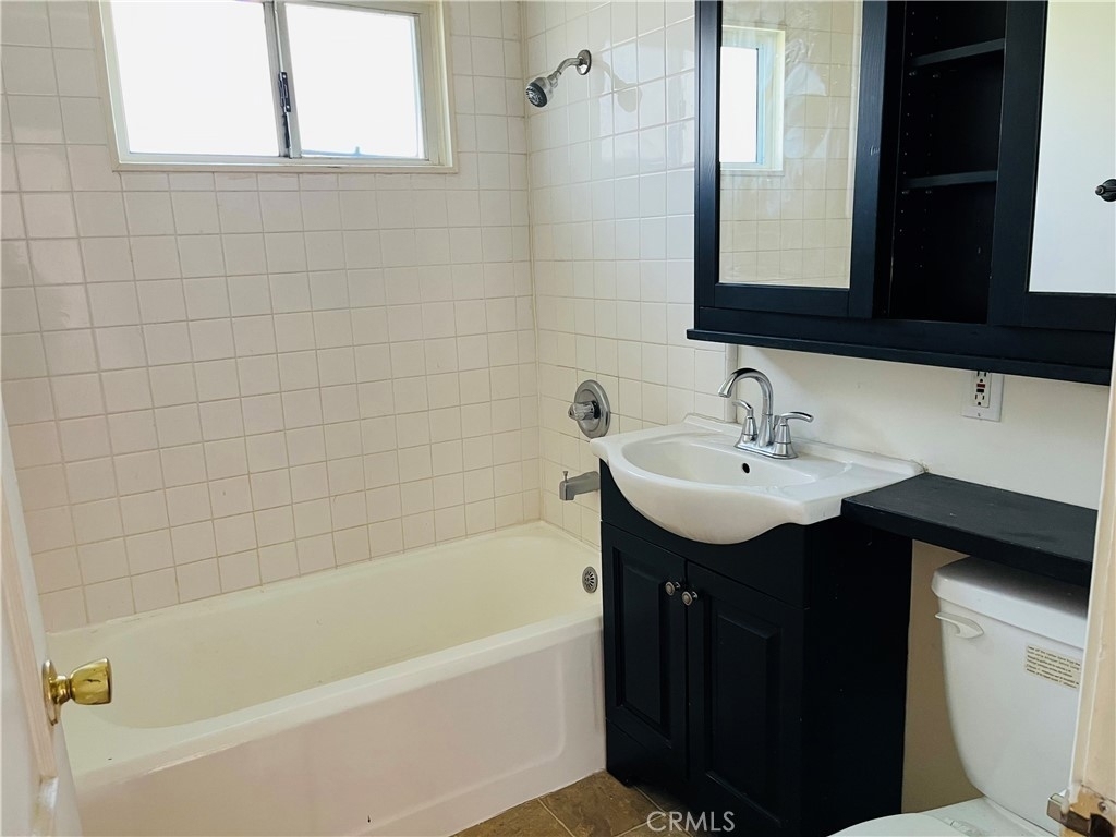 5057 Fulton Avenue - Photo 9